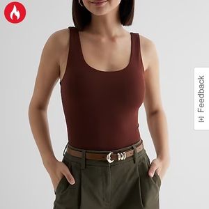 Express Body Contour High Compression Scoop Neck Bodysuit